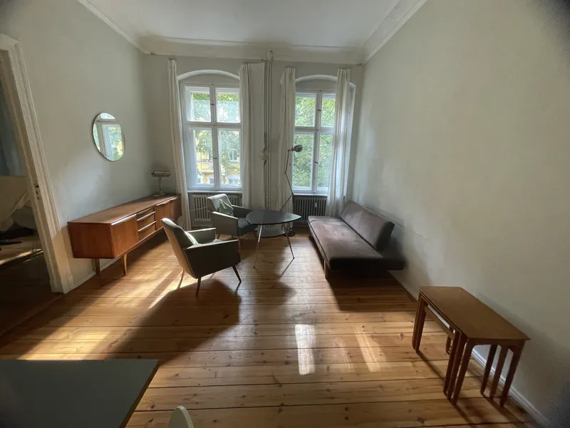 Möblierte 2 Zi-Whg mit Balkon im Schillerkiez — photo 1